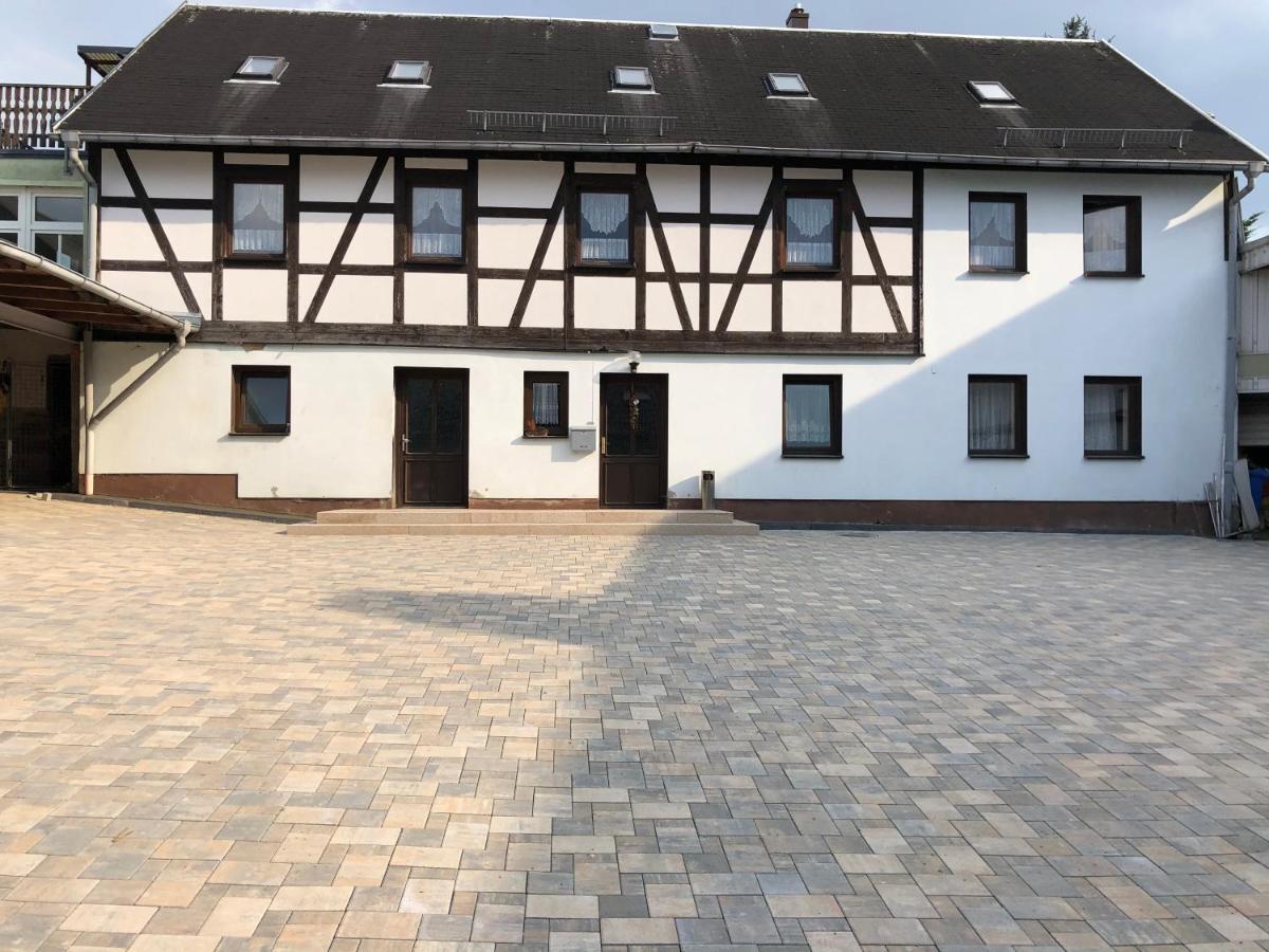 Pension & Gaststaette Bauernstube Heinsdorfergrund 외부 사진