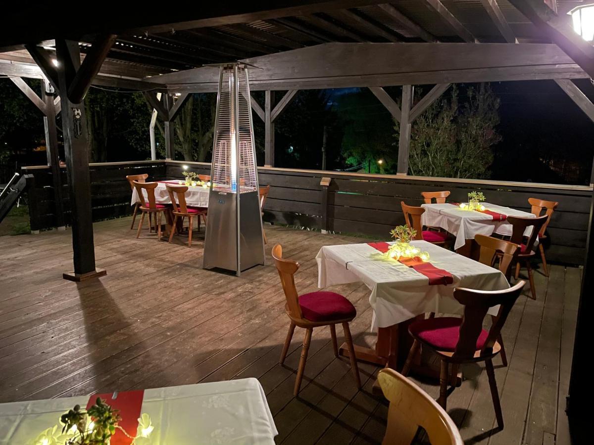 Pension & Gaststaette Bauernstube Heinsdorfergrund 외부 사진
