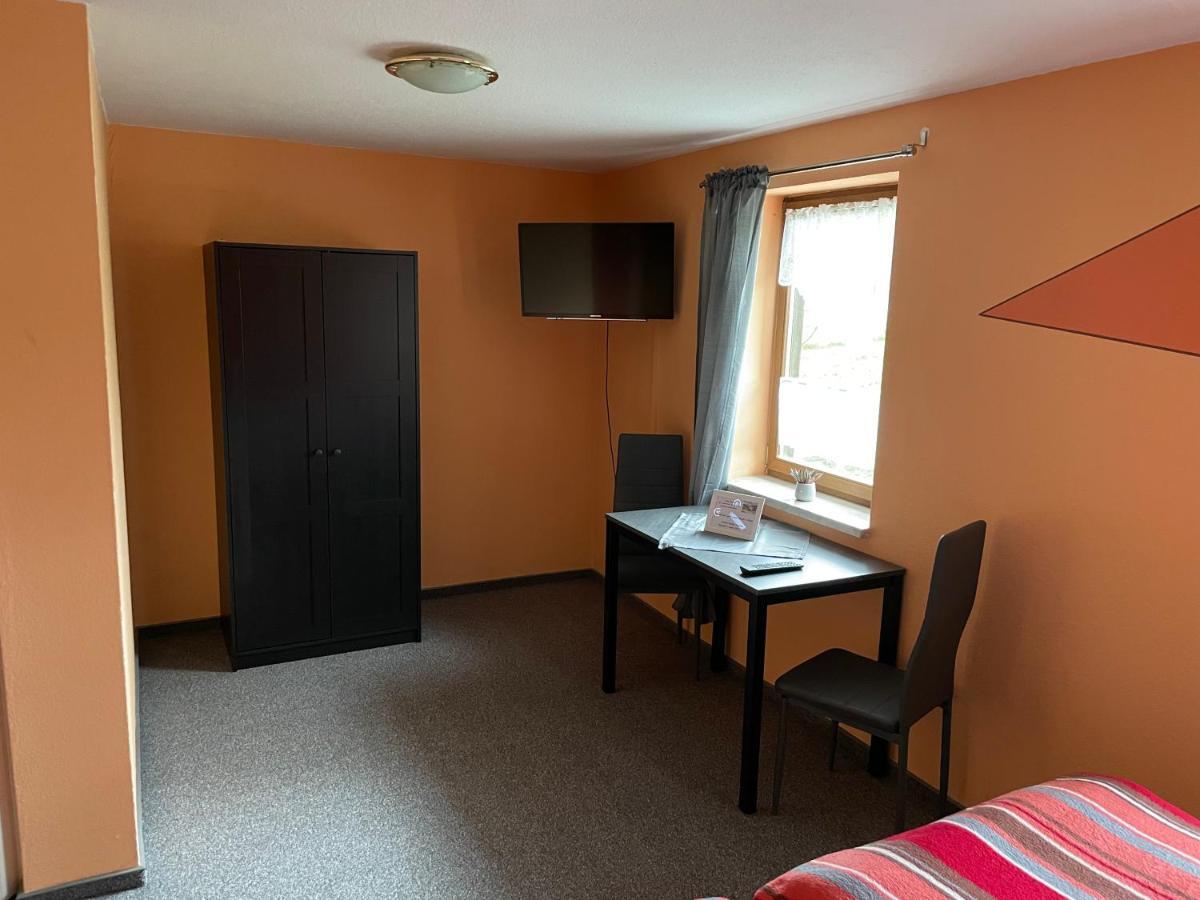 Pension & Gaststaette Bauernstube Heinsdorfergrund 외부 사진