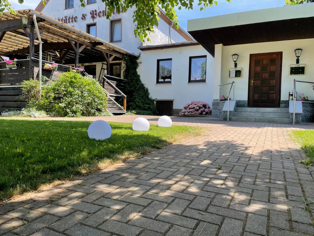 Pension & Gaststaette Bauernstube Heinsdorfergrund 외부 사진